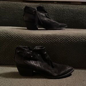 Dolce Vita Black Ankle Boots